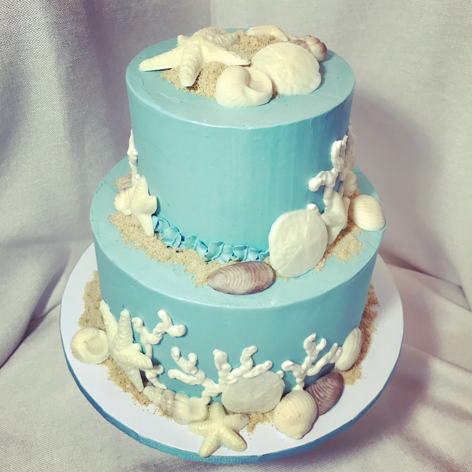 Blue sea shell cake