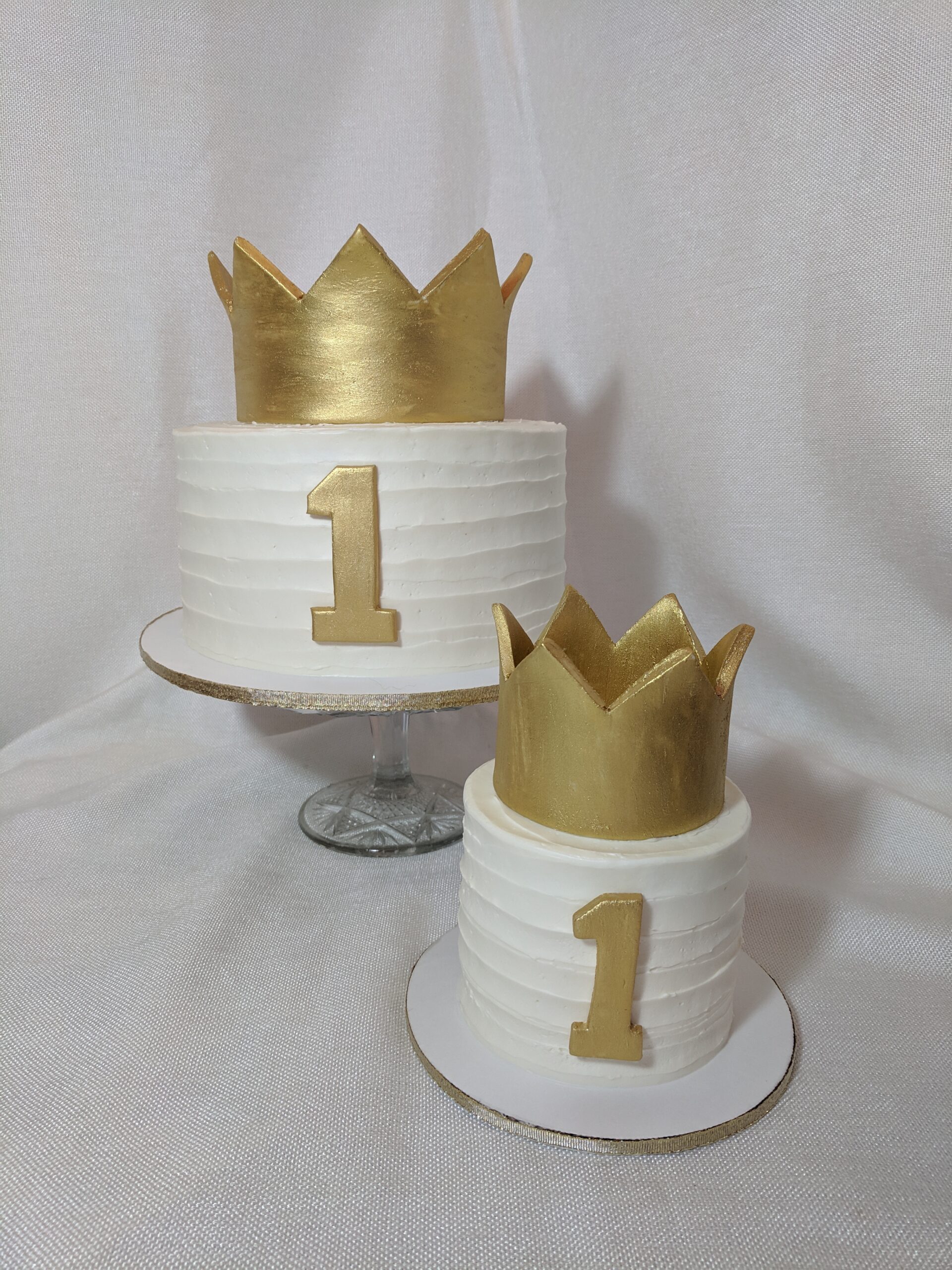 First Birthday crown cakes